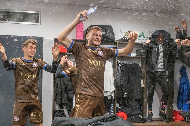 她是健身房 她是健身房